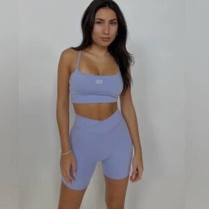 437 Lilac cheeky shorts
